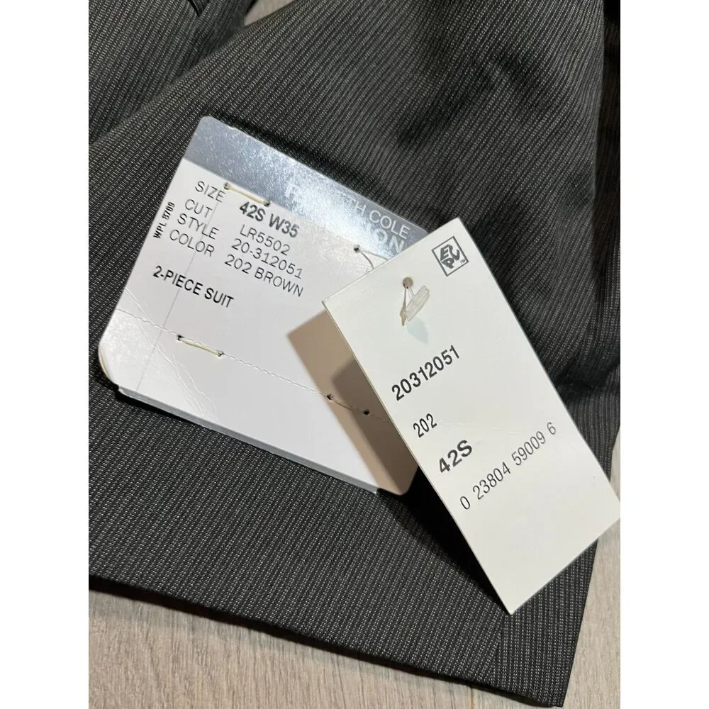 Kenneth Cole Reaction Suit 42S W35 Brown Pinstripe LR5502 20-312051 Slim NWT